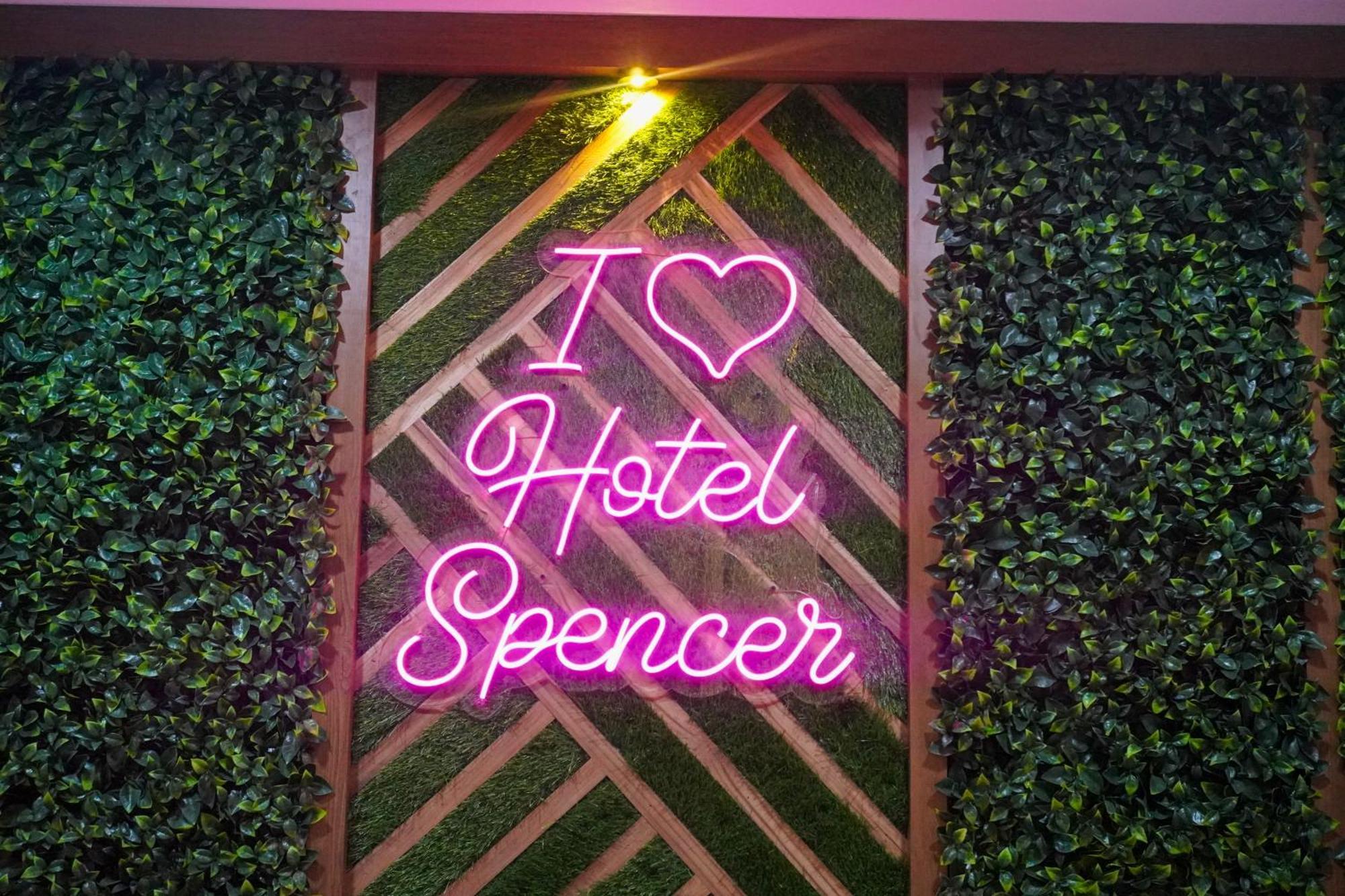 Hotel Spencer-Navi Mumbai Luaran gambar